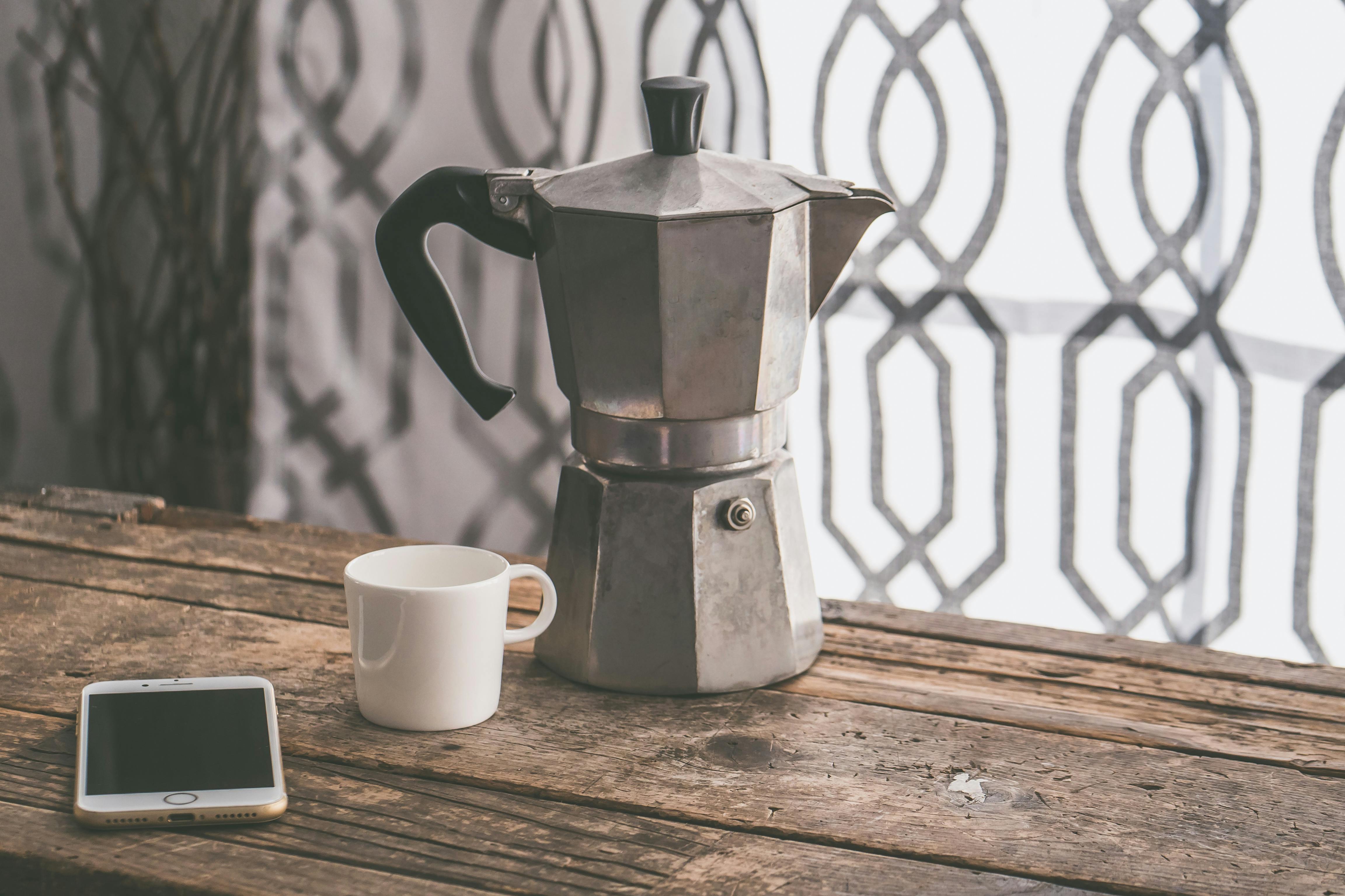 How to Use a Moka Pot: The Beginner’s Guide to Brewing Rich, Bold Coffee at Home